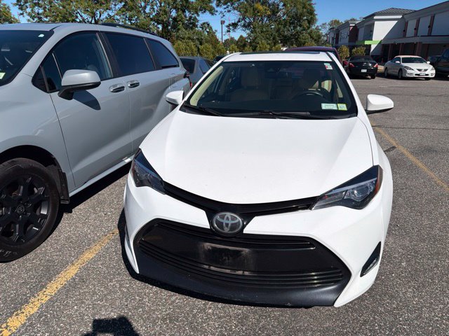 Used 2017 Toyota Corolla LE w/ LE Premium Package w/Moonroof FWD image 1