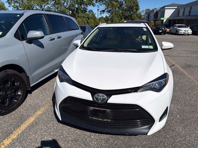 Used 2017 Toyota Corolla LE w/ LE Premium Package w/Moonroof