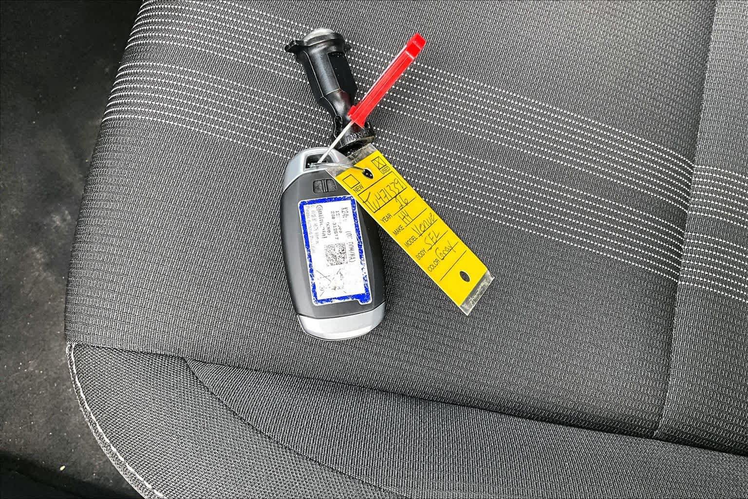 Certified 2026 Hyundai Venue SEL FWD image 15