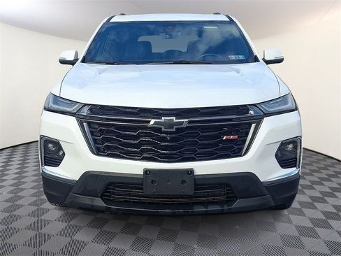 Used 2023 Chevrolet Traverse RS image 5