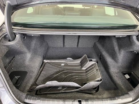 Used 2022 BMW 530i xDrive image 21