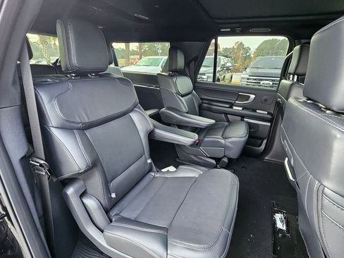 New 2025 Ford Expedition Max Platinum w/ Stealth Performance Package image 9