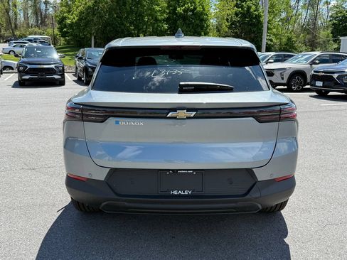 New 2026 Chevrolet Equinox EV LT FWD image 7