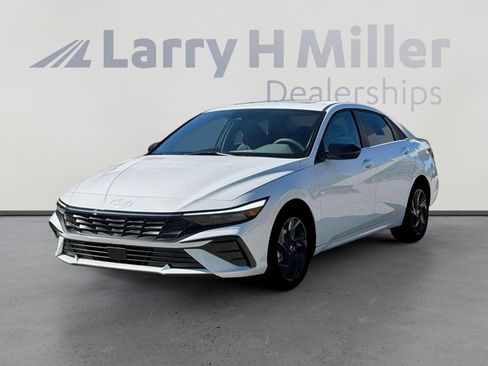 New 2026 Hyundai Elantra SEL Sport Premium FWD image 1