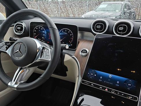 Certified 2026 Mercedes-Benz GLC 300 4MATIC image 11