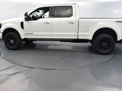 Used 2021 Ford F250 Lariat image 2