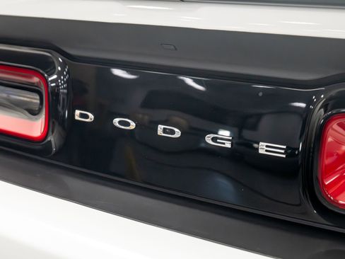 Used 2022 Dodge Challenger R/T Scat Pack RWD image 42