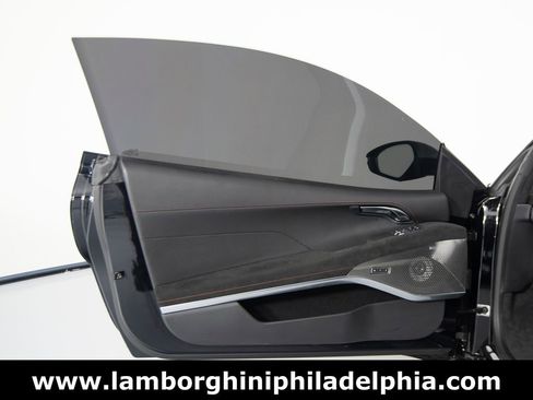 Used 2025 Lotus Emira image 12