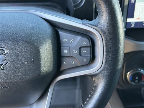 Used 2022 Ford Bronco Badlands image 14