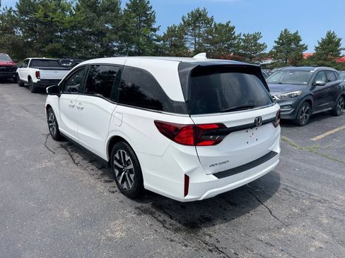 Certified 2025 Honda Odyssey EX-L image 2