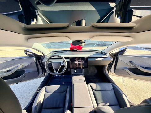 Used 2025 Tesla Model 3 RWD image 42