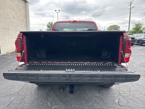 Used 2005 Chevrolet Silverado 1500 w/ Safe And Sound Package image 14