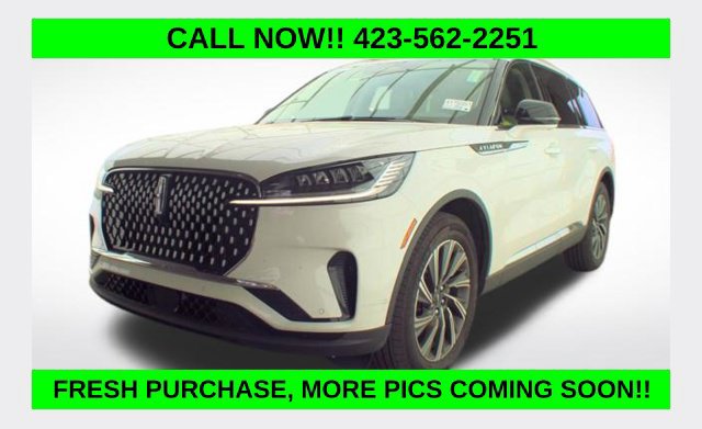 Used 2026 Lincoln Aviator AWD image 1