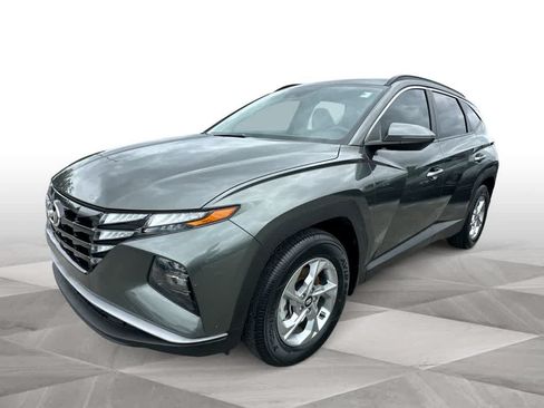 Used 2023 Hyundai Tucson SEL FWD image 4