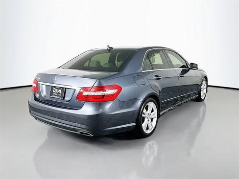 Used 2013 Mercedes-Benz E 350 Sedan image 7