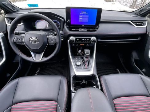 Certified 2025 Toyota RAV4 XSE image 15