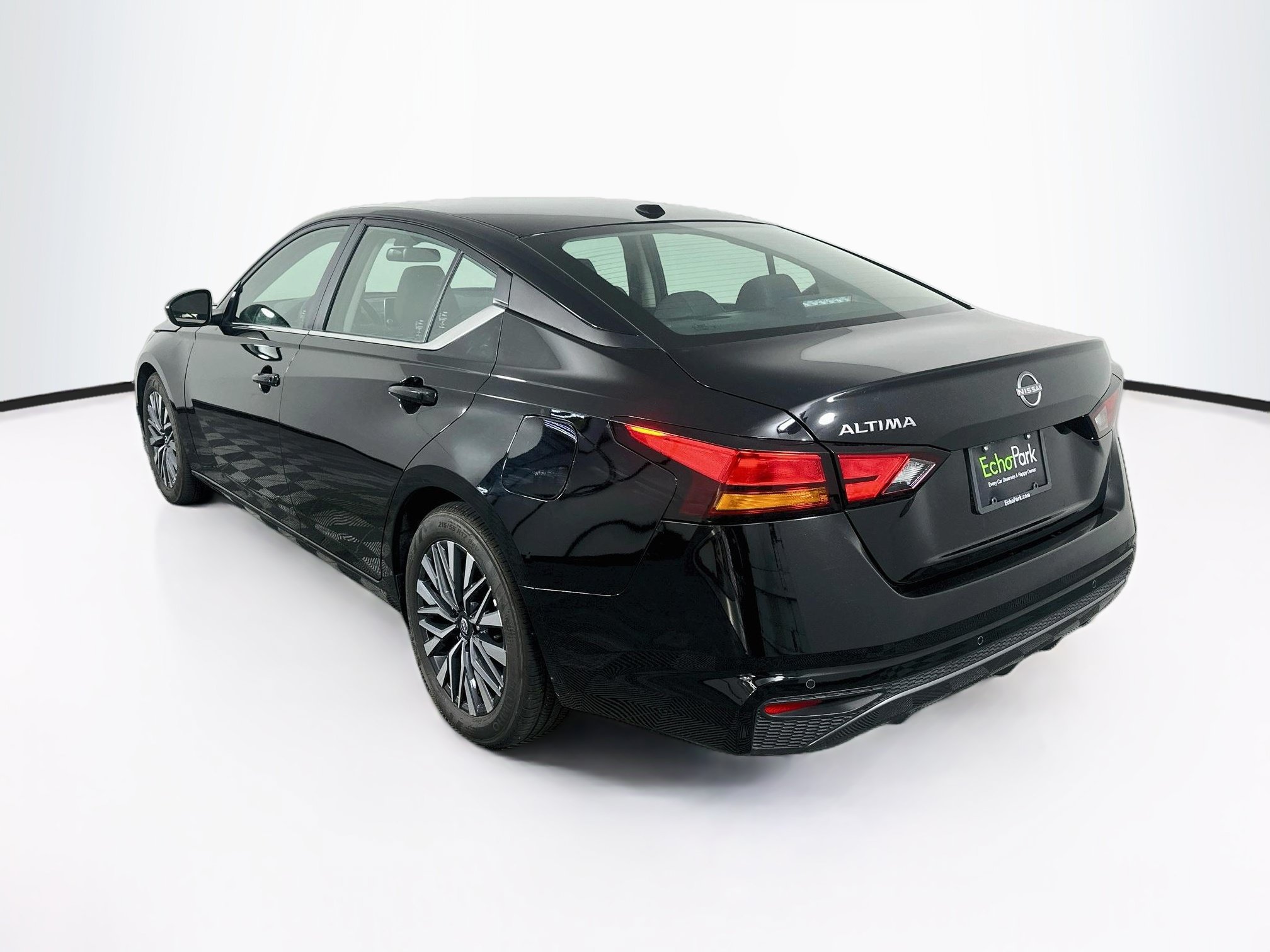 Used 2026 Nissan Altima 2.5 SV FWD image 5