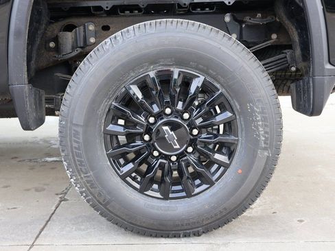 New 2026 Chevrolet Silverado 3500 W/T image 44