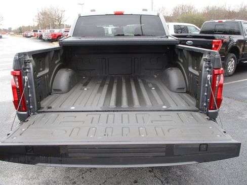 Used 2024 Ford F150 XLT image 4