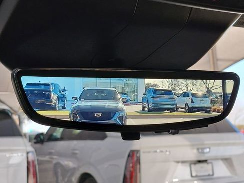 Certified 2024 Cadillac Escalade Premium Luxury w/ Performance Package image 21