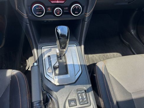 Used 2021 Subaru Crosstrek 2.0i Premium w/ Moonroof Package AWD/4WD image 30