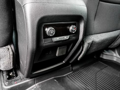 New 2026 Chevrolet Traverse LT w/ Midnight/Sport Edition image 57