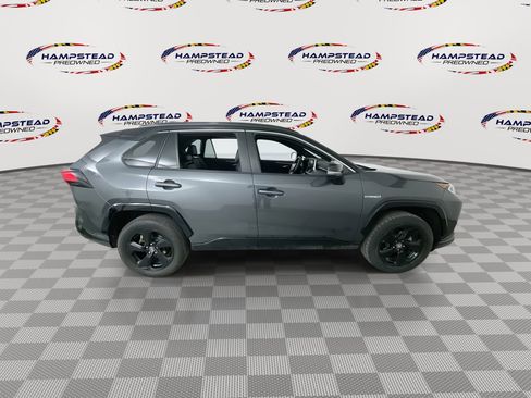 Used 2020 Toyota RAV4 XSE AWD/4WD image 9