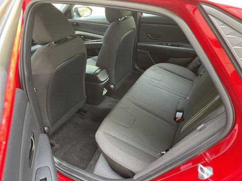 Used 2025 Hyundai Elantra Sport image 10