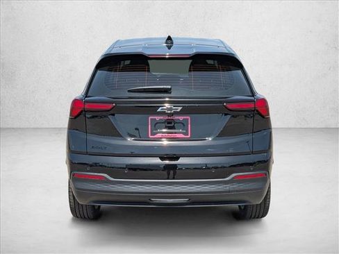 New 2027 Chevrolet Bolt LT FWD image 6