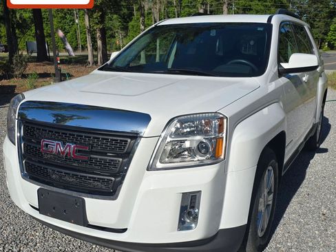 Used 2015 GMC Terrain SLT w/ Open Road Package AWD/4WD image 1