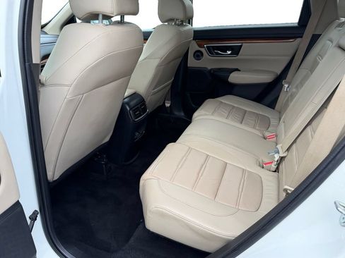Used 2018 Honda CR-V Touring image 12