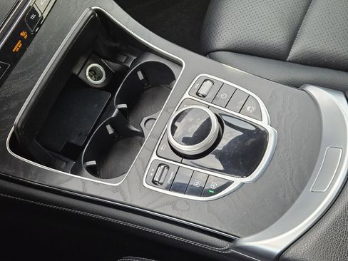 Used 2019 Mercedes-Benz GLC 300 image 20