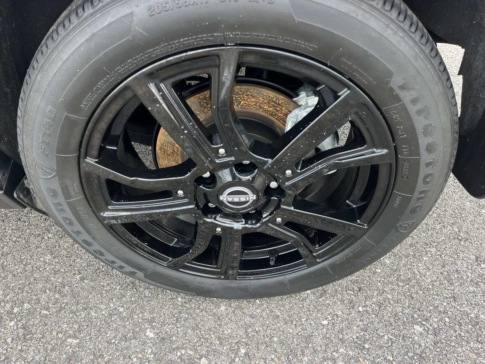 Used 2023 Nissan Kicks SR w/ Exterior Package FWD image 11