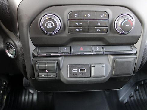 Used 2026 Chevrolet Silverado 3500 W/T w/ WT Convenience Package AWD/4WD image 28