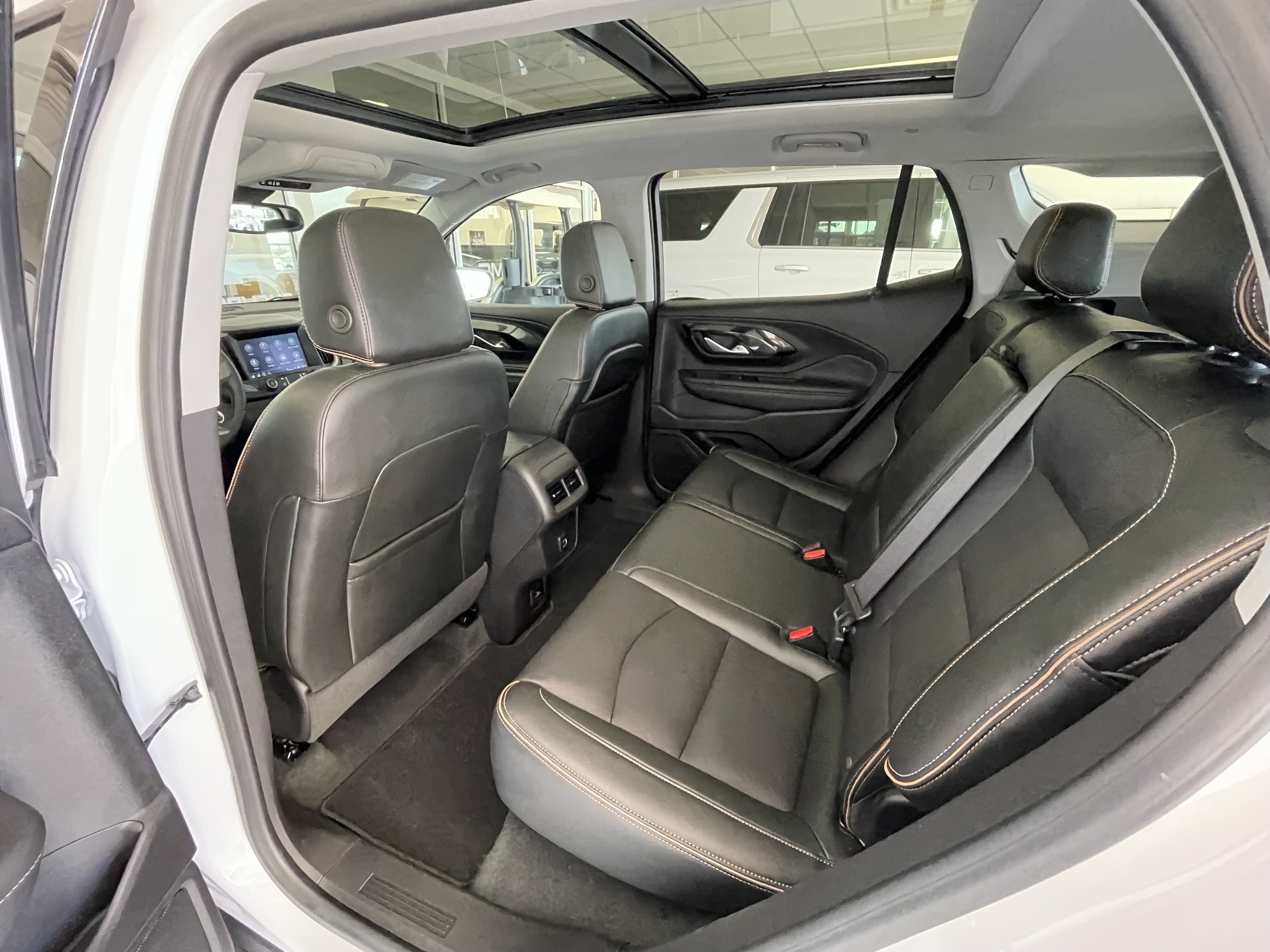 Used 2024 GMC Terrain AT4 w/ Infotainment Package II AWD/4WD image 14