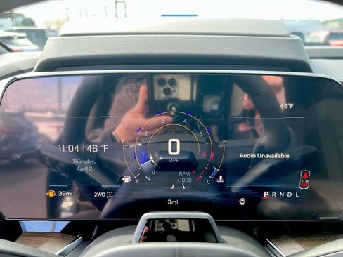 New 2026 Chevrolet Suburban High Country AWD/4WD image 11