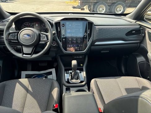 Certified 2025 Subaru Forester Premium AWD/4WD image 21