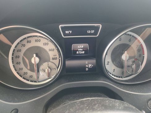 Used 2014 Mercedes-Benz CLA 250 4MATIC image 9