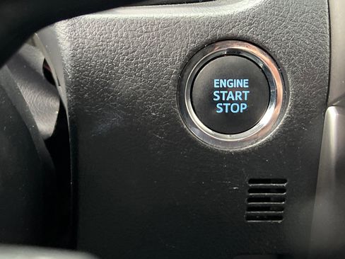 Used 2022 Toyota 4Runner SR5 Premium image 24