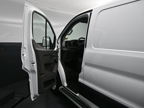 Certified 2025 Ford Transit 250 Low Roof w/ Exterior Upgrade Package RWD image 8