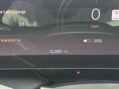Used 2024 Lucid Air Touring AWD/4WD image 33