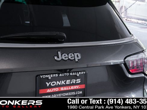 Used 2022 Jeep Compass Latitude AWD/4WD image 48