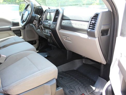 Used 2019 Ford F250 XLT w/ XLT Value Package AWD/4WD image 12