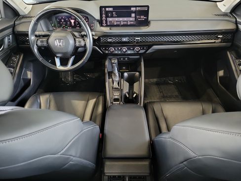 Used 2023 Honda Accord Touring image 13