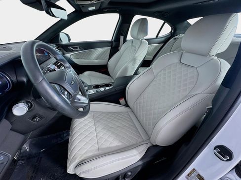 Certified 2025 Genesis G70 3.3T Advanced w/ Sport Prestige Package image 11