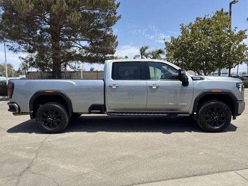 Used 2024 GMC Sierra 2500 AT4 w/ AT4 Premium Plus Package image 3