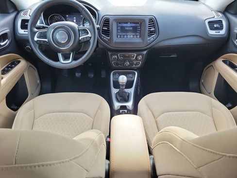 Used 2019 Jeep Compass Sport w/ Tech Group FWD image 8