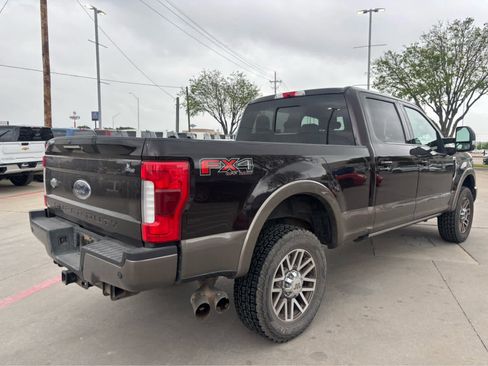 Used 2018 Ford F250 King Ranch w/ King Ranch Ultimate Package image 3