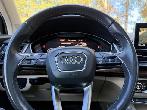 Used 2018 Audi Q5 2.0T Premium Plus w/ Premium Plus Package image 15