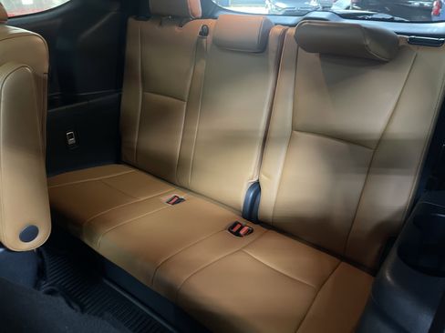 Used 2023 Toyota Highlander Platinum image 33